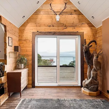 Kvitsand Ocean Castle * Hitra